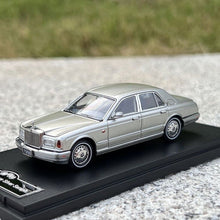 Load image into Gallery viewer, GFCC 1:64 Gold 1998 Silver Seraph Sedan Classic Model Diecast Metal Car