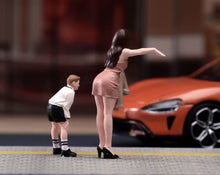 Load image into Gallery viewer, 1:64 Painted Figure Model Miniature Resin Sand Diorama Mom and Son Lady Boy Set