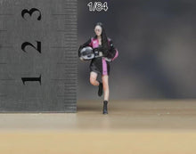 Load image into Gallery viewer, 1:64 Painted Figure Model Miniature Resin Diorama Sand Beauty Lady With Helmet