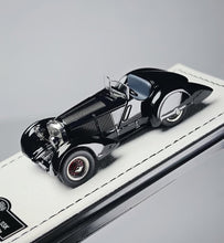 Load image into Gallery viewer, GFCC 1:64 HEC Black 1930 SSK Classic Vintage Model Diecast Metal Car New Collection