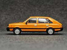 Load image into Gallery viewer, Perka 1:64 Yellow 1987 FSO POLONEZ MR'87 Classic Model Diecast Metal Car New Collection