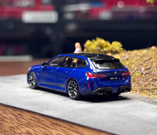 Load image into Gallery viewer, Minigt 1:64 Blue M5 Touring Wagon Sports Model Diecast Metal Car New Collection