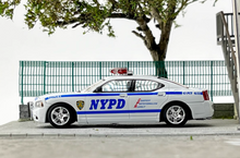 Load image into Gallery viewer, Rollin 1:64 White 2008 NYPD Charger Police Muscle Model Diecast Metal Car New Collection