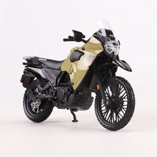 Load image into Gallery viewer, Maisto 1:18 KLR 650 Racing Sports Model Diecast Metal Motorcycle Bike