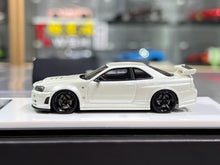 Load image into Gallery viewer, BZMW 1:64 White Skyline GTR R34 NISMO Z-Tune Sport Model Diecast Resin Car New Collection