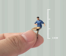 Load image into Gallery viewer, 1:64 Painted Figure Mini Model Miniature Resin Diorama Sofa Chatting Sitting Toy