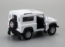 Load image into Gallery viewer, WELLY 1:36 Defender 90 Classic SUV Off Road Model Diecast Toy Metal Car BN