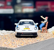 Load image into Gallery viewer, Minigt 1:64 White 911 Dakar #19 1974 Rally Sports Model Diecast Metal Car New Collection