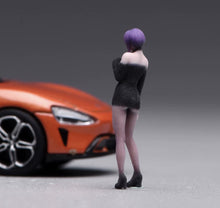 Load image into Gallery viewer, 1:64 Painted Figure Model Miniature Resin Sand Diorama Purple Hair Dress Lady