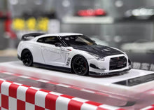 Load image into Gallery viewer, MI 1:64 White Mines Skyline GTR R35 Sports Model Diecast Resin Car BN
