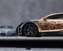 Load image into Gallery viewer, HH 1:64 Black Gold Chiron Super Sports Model Diecast Resin Car New Collection