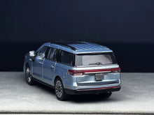 Load image into Gallery viewer, WTX 1:64 Blue Navigator L Full Sized SUV Sports Model Diecast Metal Car New Collection