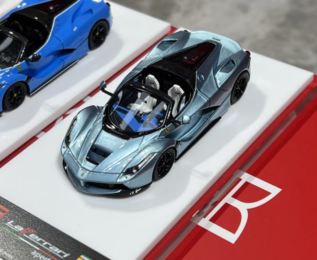 DMH 1:64 Ice Blue Laferrari Aperta Convertible Model Diecast Resin