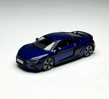 Load image into Gallery viewer, Masdi 1:64 Dark Blue 2022 R8 V10 Coupe Sports Model Diecast Metal Car New Collection