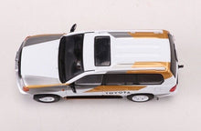 Load image into Gallery viewer, GCD 1:64 Land Cruiser LC100 Off Road SUV Sports Model Diecast Metal Car