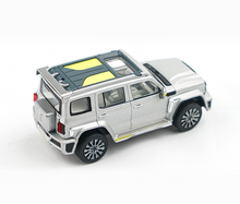 Load image into Gallery viewer, XCARTOYS 1:64 Cyberspace Tank 300 SUV Off Road Sport Model Diecast Metal Car