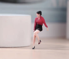 Load image into Gallery viewer, 1:64 Painted Figure Model Miniature Resin Diorama Sand Red Top Office Lady Toy