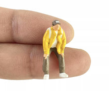 Load image into Gallery viewer, 1:64 Painted Figure Model Miniature Resin Diorama Sand Camping Outdoor Hiking B