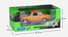 Load image into Gallery viewer, WELLY 1:24 2002 Ti Coupe Racing Sports Classsic Model Diecast Metal Car