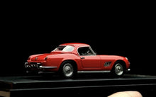 Load image into Gallery viewer, GFCC 1:64 Red 1960 250GT California Convertible SWB Model Diecast Metal Car