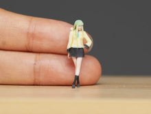 Load image into Gallery viewer, 1:64 Painted Figure Model Miniature Resin Diorama Sand Kawaii Girl Cute Lady