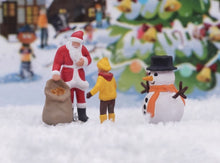 Load image into Gallery viewer, 1:64 Painted Figure Model Miniature Resin Diorama Sand Santa Christmas Kids Toy