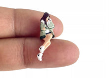 Load image into Gallery viewer, 1:64 Painted Figure Mini Model Miniature Resin Diorama Set Chatting Boy Girl Toy