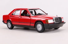 Load image into Gallery viewer, Bburago 1:24 Red 190E 2.6 Sedan Classic Sport Model Toy Diecast Metal Car