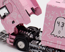 Load image into Gallery viewer, 1:64 Scania S730 Pink Enclosed Double Deck Truck Model Diecast Metal Car New Collection