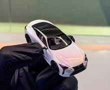 Load image into Gallery viewer, AR 1:64 Pearl White 2018 LC500 Coupe Sports Model Diecast Metal Car New Collection