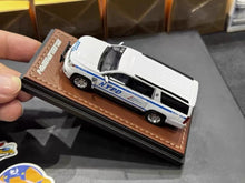 Load image into Gallery viewer, GOC 1:64 HEC White 2015 Suburban US Police K9 SUV Model Diecast Metal Car New Collection