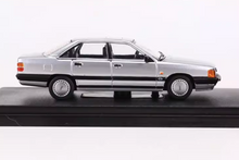 Load image into Gallery viewer, RM 1:64 1989 Silver Black 100 C3 Sedan Classic Model Diecast Metal Car New Collection