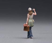 Load image into Gallery viewer, 1:64 Painted Figure Model Miniature Resin Shooting Girl White Top Shopping bag