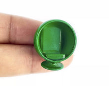 Load image into Gallery viewer, 1:64 Painted Figure Mini Model Miniature Resin Diorama Set Boy Girl Chair Sand