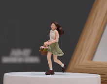 Load image into Gallery viewer, 1:64 Painted Figure Model Miniature Resin Diorama Toy Sand Running Girl Lady