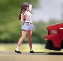 Load image into Gallery viewer, 1:64 Painted Figure Model Miniature Resin Diorama Sand Long Hair Girl Lady Toy Collection