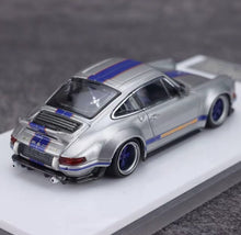 Load image into Gallery viewer, Zincit 1:64 Silver Blue 911 964 Singer DLS Sports Model Diecast Metal Car New Collection