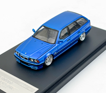 Load image into Gallery viewer, Mortal 1:64 Blue E34 Touring Wagon Sports Model Diecast Metal Car New Collection