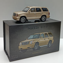 Load image into Gallery viewer, Masdi 1:64 Gold 2005 Escalade Full Size SUV Sport Model Diecast Metal Car New Collection