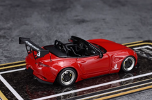 Load image into Gallery viewer, YM 1:64 Red Miata MX5 Pandem Roadster Convertible Model Diecast Resin Car New