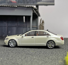 Load image into Gallery viewer, MH 1:64 White S-Class S600L W221 Luxury Sedan Sports Model Diecast Metal Car