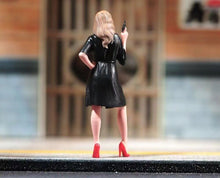 Load image into Gallery viewer, 1:64 Painted Figure Model Miniature Resin Diorama Sand Beauty Lady With Gun Collection