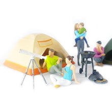Load image into Gallery viewer, 1:64 Painted Figure Mini Model Miniature Resin Diorama Stargazing Camping Family