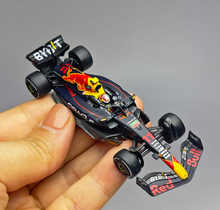 Load image into Gallery viewer, MINIGT 1:64 F1 RB18 #11 AlphaTauri Racing Sports Model Diecast Metal Car #538