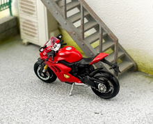 Load image into Gallery viewer, MINIGT 1:64 Red Panigale V4 Girl Figure Motorcycle Model Diecast Metal New Collection 682