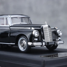 Load image into Gallery viewer, GFCC 1:64 Black 1959 300D Classic Vintage Sports Model Diecast Metal Car BN