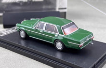 Load image into Gallery viewer, BSC 1:64 Green 300SEL W109 AMG 6.8 Sedan Classic Model Diecast Metal Car New Collection