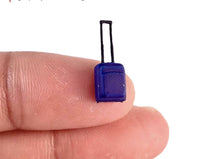 Load image into Gallery viewer, 1:64 Painted Figure Model Miniature Resin Diorama Sand Business Man Suit Luggage New