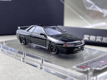Load image into Gallery viewer, FH 1:64 Black Skyline GTR R32 S-Tune Nismo Sports Model Diecast Metal Car New Collection