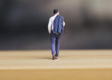 Load image into Gallery viewer, 1:24 Painted Figure Model Miniature Resin Diorama Sand Blue Suite Man Cool Guy